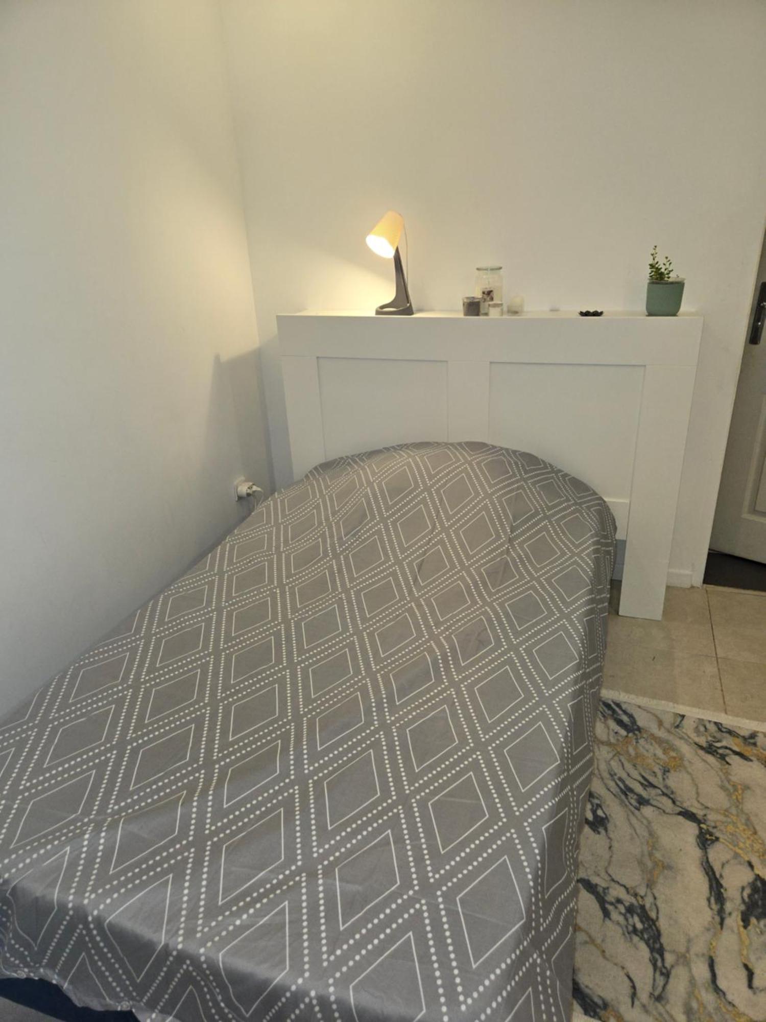 Studio De 14M2 Dans Une Maison Cagnes-sur-Mer Exterior foto